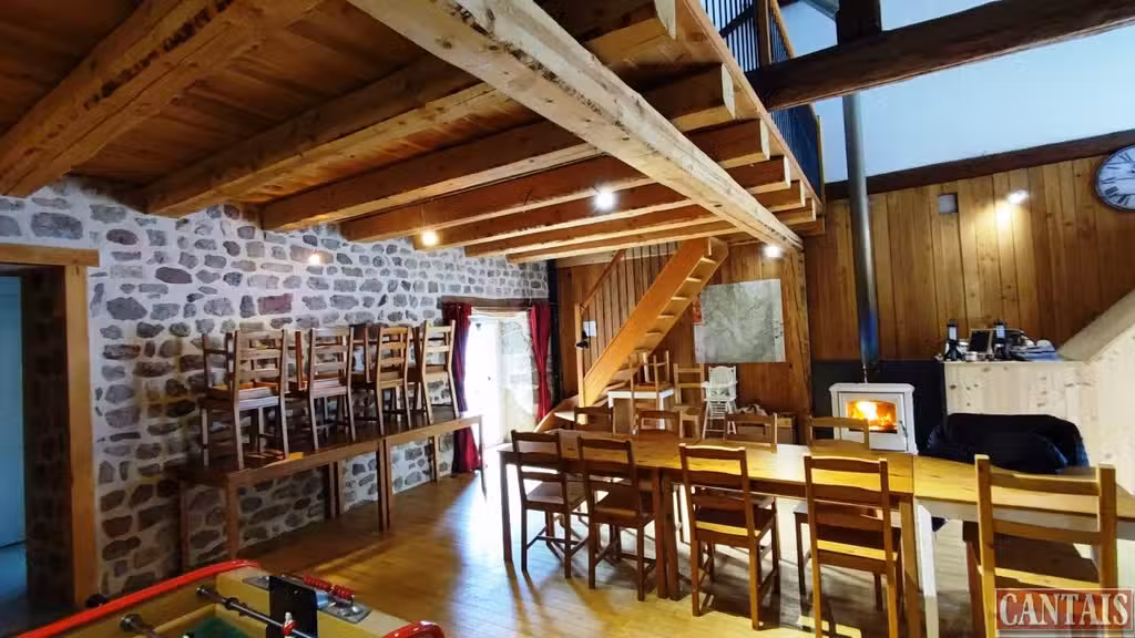 Vente gîte sur axe Clermont Ferrand Valence