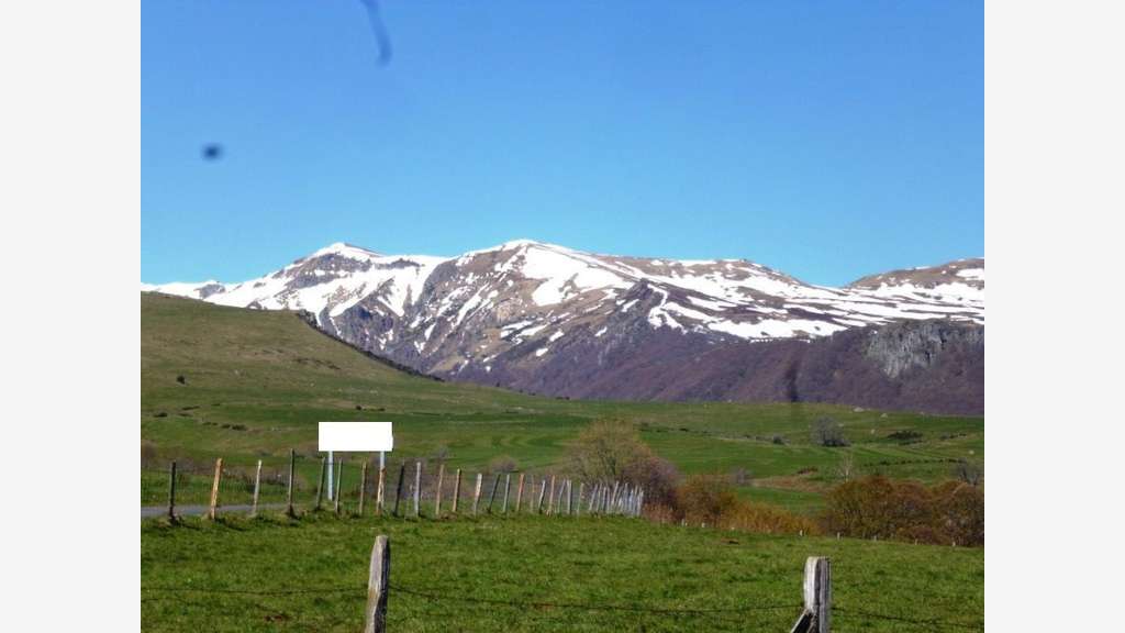 A vendre murs et fonds gites en Auvergne (Sancy)