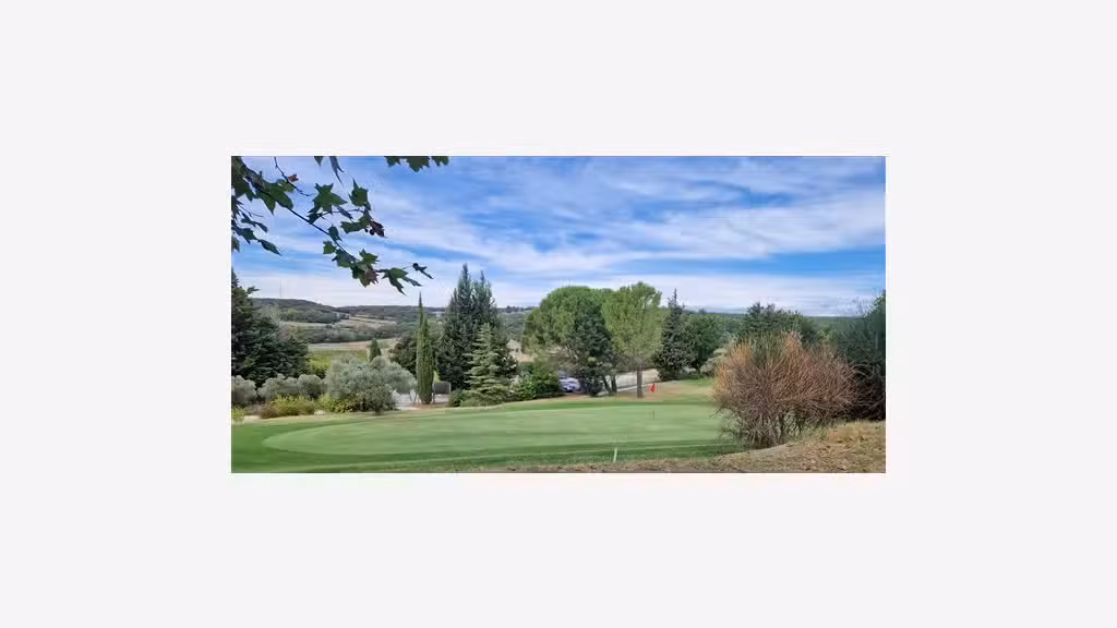 Vente Golf avec mas en pleine nature en Provence