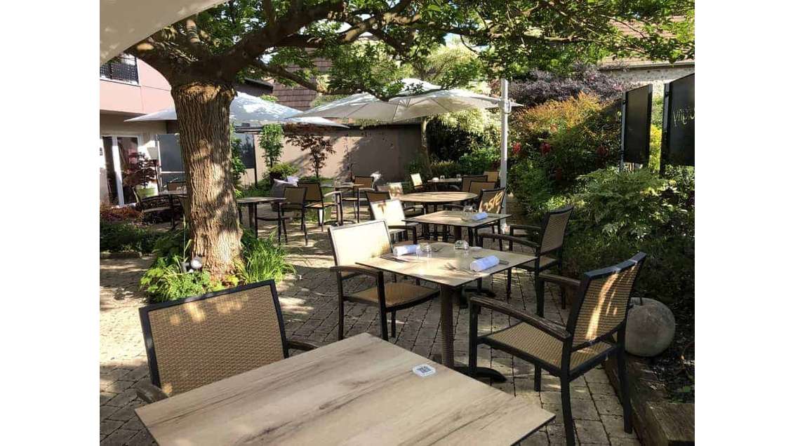 À vendre hôtel Restaurant terrasse à Acquigny