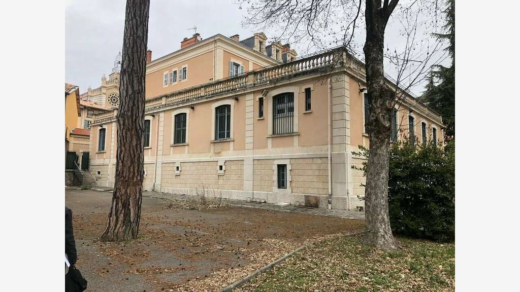 Hôtel tourisme à vendre à Digne les Bains
