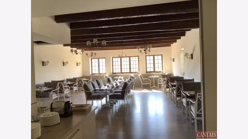 Vente hôtel bureau emplacement privilégié Ardèche