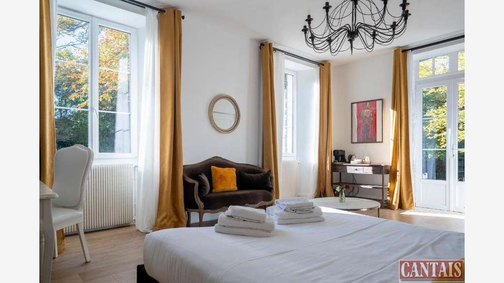 Vente hôtel restaurant sur axe Chambery Valence