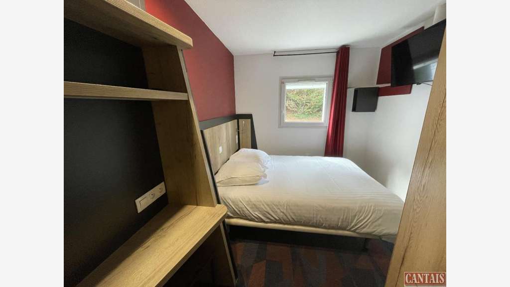 Vente hôtel bureau sur axe Epinal Metz