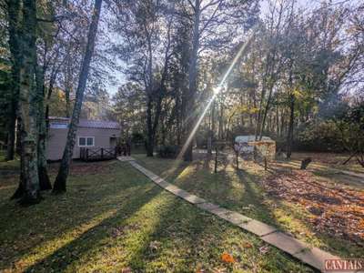 Vente Chambres d'hôtes - Gîtes à Beaulieu-sous-la-Roche