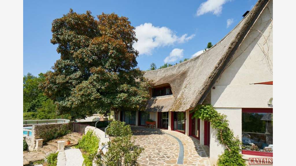 Vente domaine d'exception axe Poitiers Brive