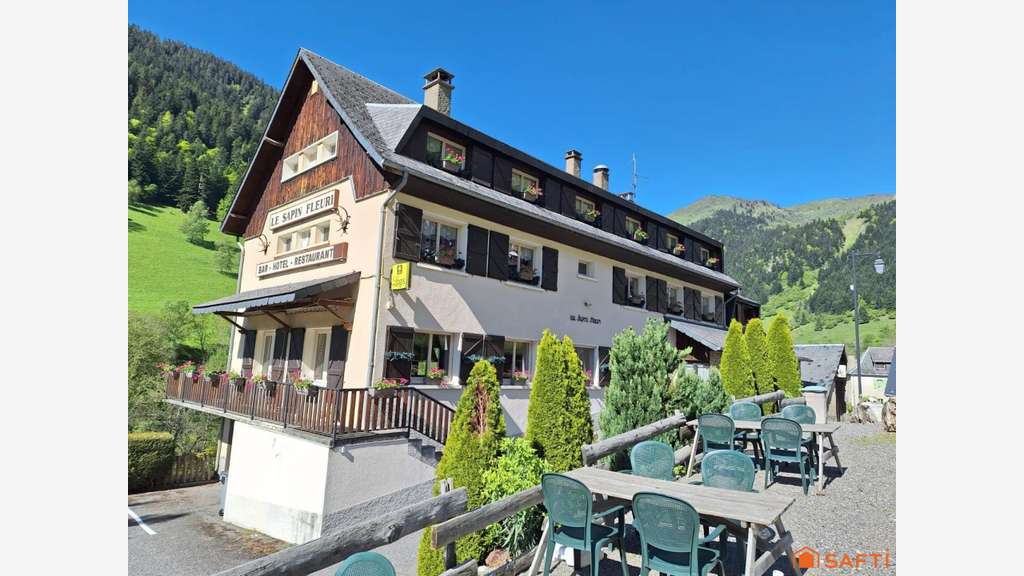 AV hôtel de charme avec vue panoramique – Luchon