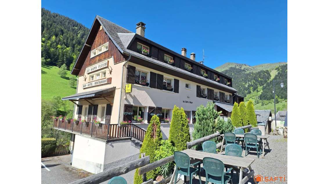 AV hôtel de charme avec vue panoramique – Luchon