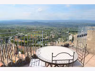 A vendre hôtel restaurant de 13 ch à Bonnieux