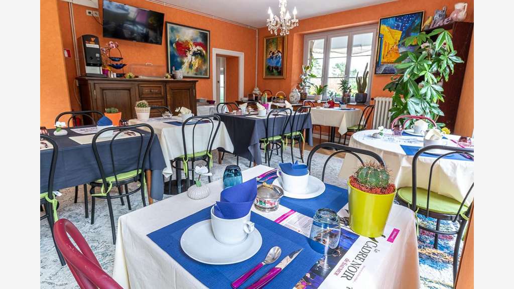 Vente hôtel bureau empl prémium Brissac Quince