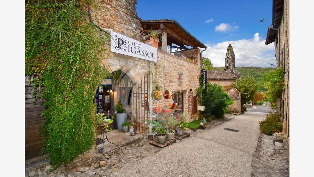 VENTE DU FONDS DE COMMERCE ET DES MURS