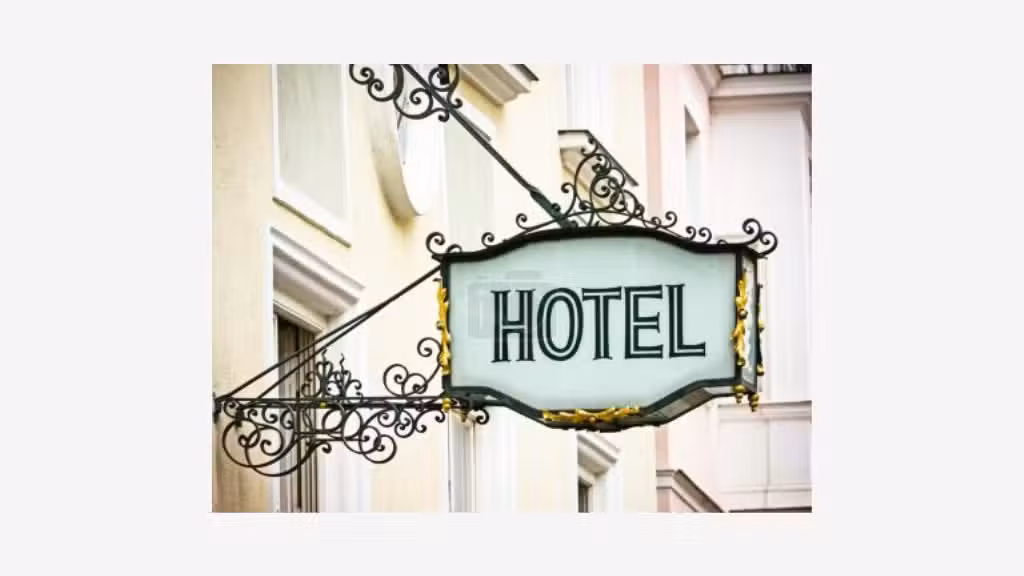 Cède hôtel bureau 3*** 35 N° centre ville Calvados