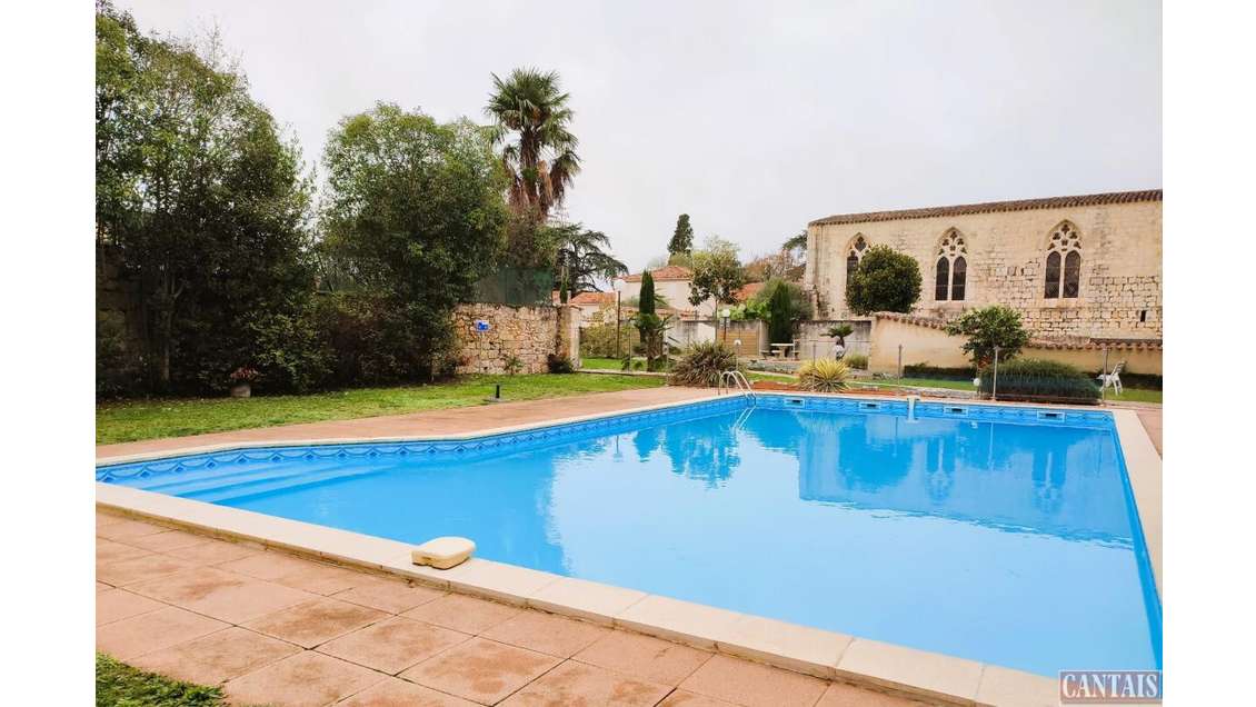 Vente hôtel bureau sur axe Bordeaux Toulouse