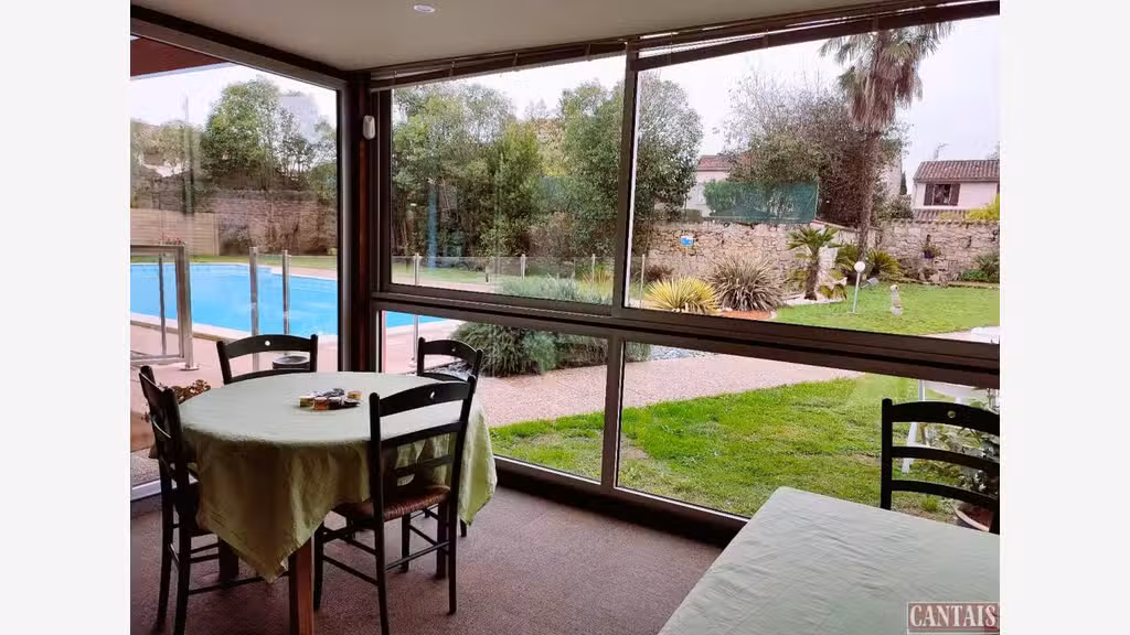 Vente hôtel bureau sur axe Bordeaux Toulouse