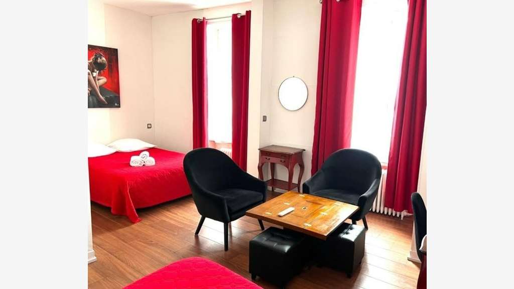 Vente FDC hôtel  ** proche Gare à Cherbourg