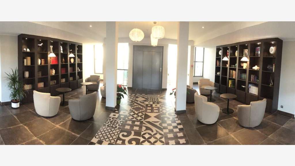 À vendre hôtel haut de gamme proche L'Île-Rousse
