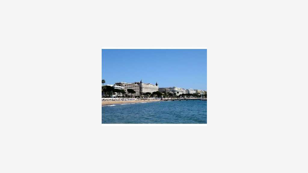 Vente hôtel de charme en centre ville Côte d'Azur