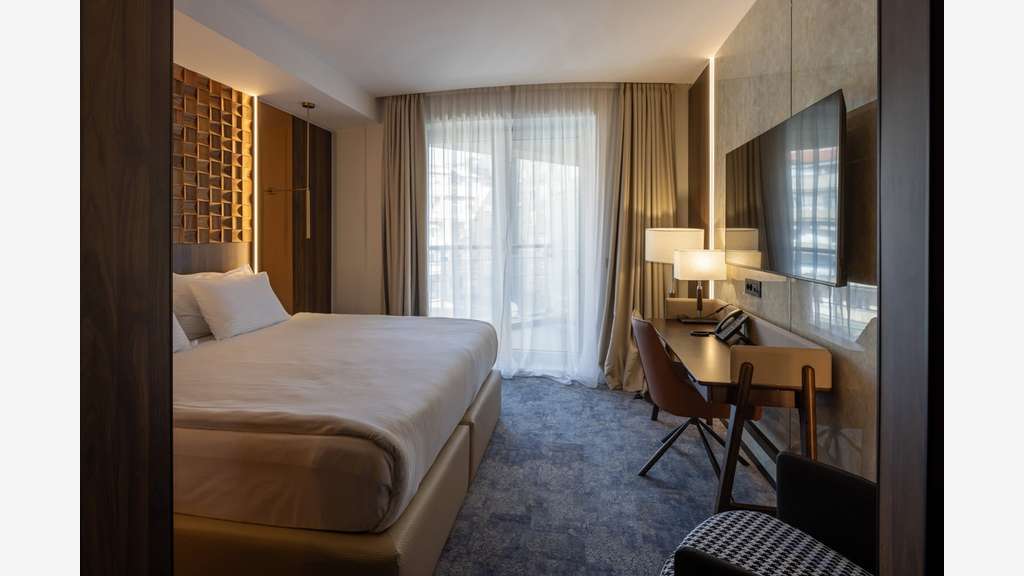 Hôtel-bureau 4* de 50 chambres Nouvelle-Aquitaine