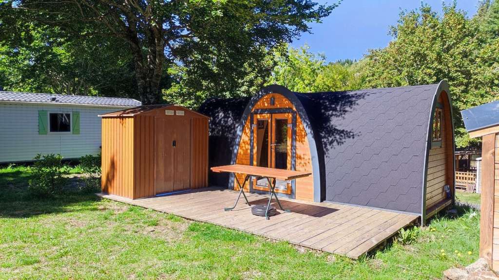 Cède camping 1ha en bord de rivière Drôme Ardèche