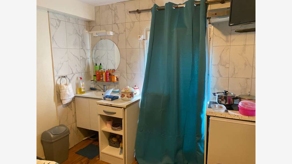 A vendre hôtel meublé 13ch en centre ville dept 91