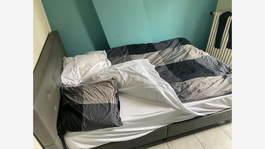 A vendre hôtel meublé 13ch en centre ville dept 91
