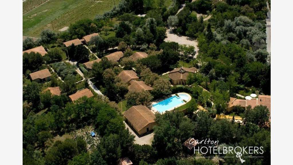 Vente hôtel Pavillonnaire 60 chambres en Camargue