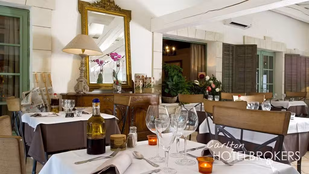 Vente hôtel Pavillonnaire 60 chambres en Camargue