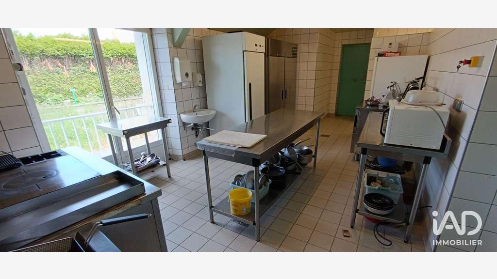 Vente hôtel restaurant de 584m² à La Chapelle-Caro