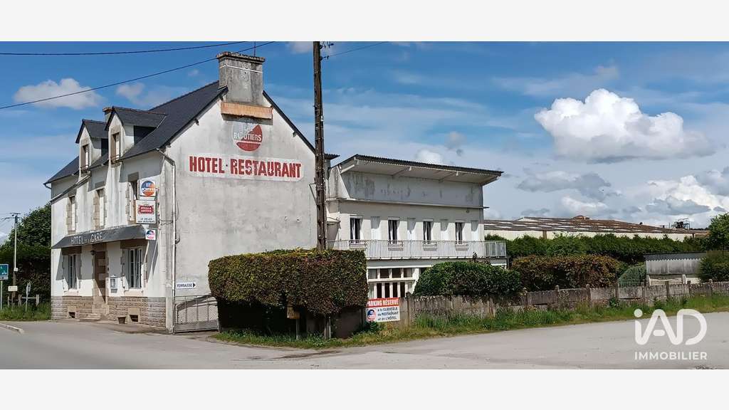 Vente hôtel restaurant de 584m² à La Chapelle-Caro