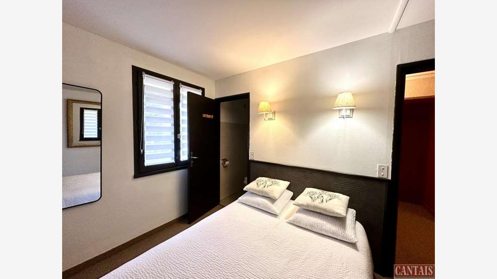 Vente hôtel bureau dans les Alpes