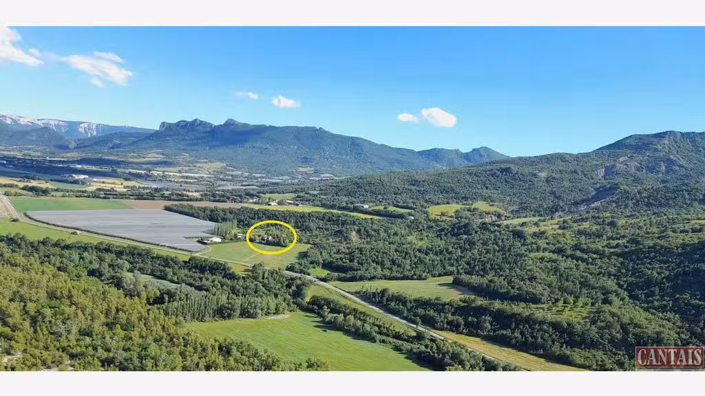 AV 2 gîtes avec piscine et logement aux Alpes