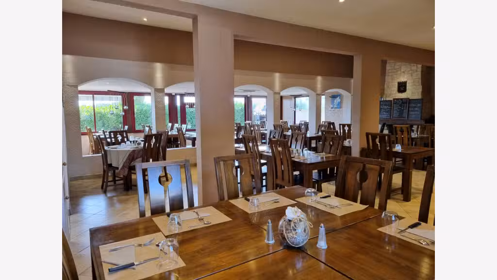 Vente hôtel restaurant 3 *** murs et FDC Manosque