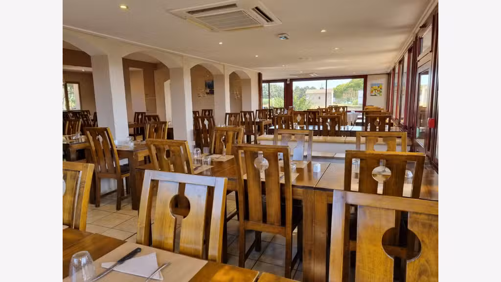 Vente hôtel restaurant 3 *** murs et FDC Manosque