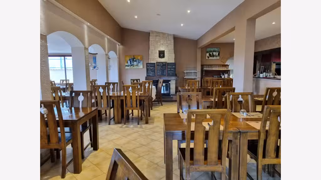 Vente hôtel restaurant 3 *** murs et FDC Manosque