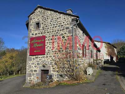 Vente auberge au coeur des Combrailles à Mazaye
