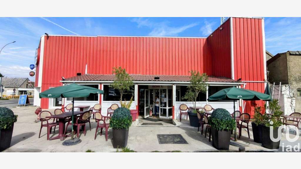 Hotel restaurant à Oinville-Saint-Liphard