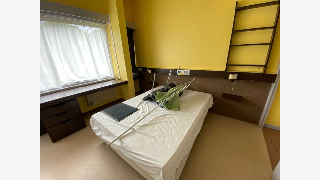 AV grand hôtel moderne proche Bourbonne les Bains