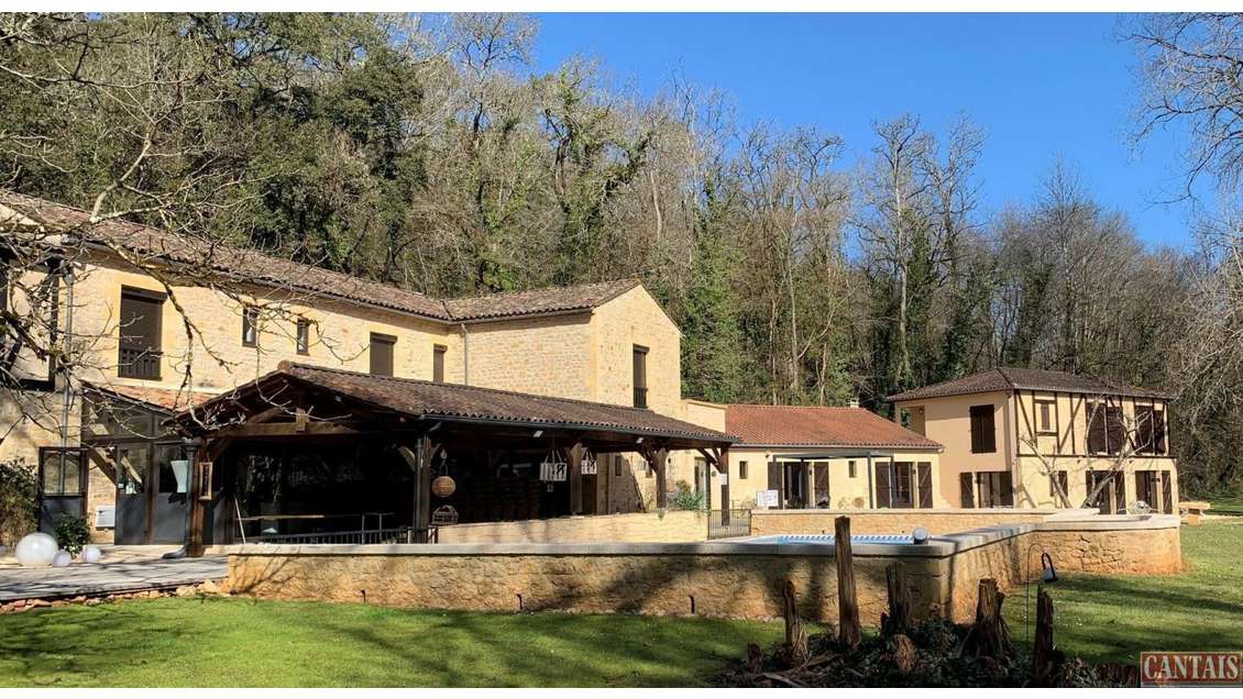 Cède hôtel bureau 20 chambres Quercy sur Périgord