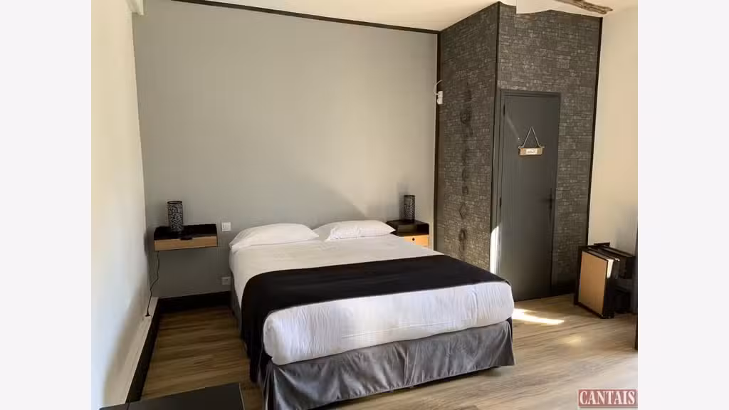 Cède hôtel bureau 20 chambres Quercy sur Périgord
