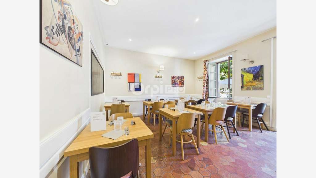 Murs et fonds hôtel restaurant à vendre proche Die