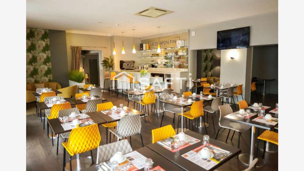 Exceptionnel hôtel restaurant rénové à Moissac