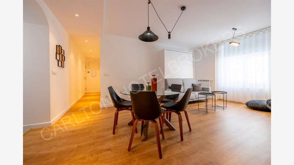 A vendre hôtel boutique urbain rénové à Soria