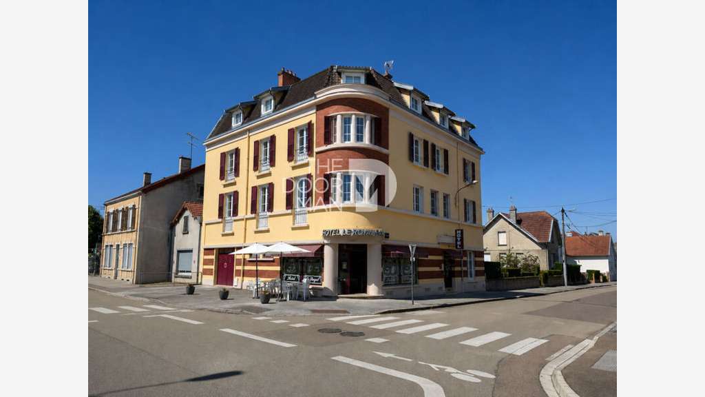 A vendre hôtel de charme proche gare Chaumont