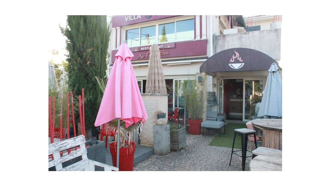 A vendre restaurant terrasse à Labarthe sur Leze