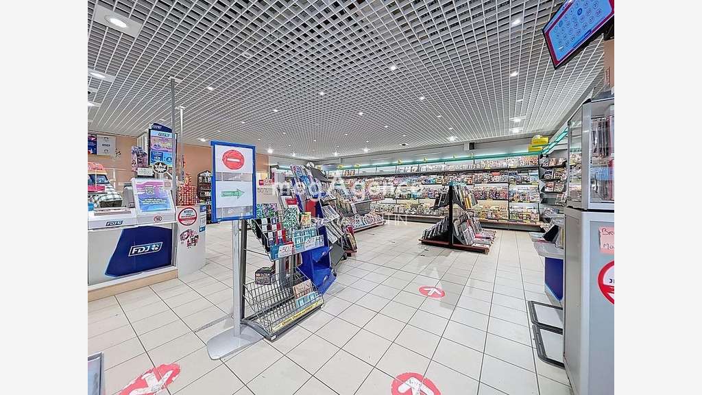 Vente FDC presse cadeaux FDJ à Sevremoine