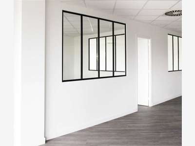Vend local activité 10 000m² Cosne Cours sur Loire