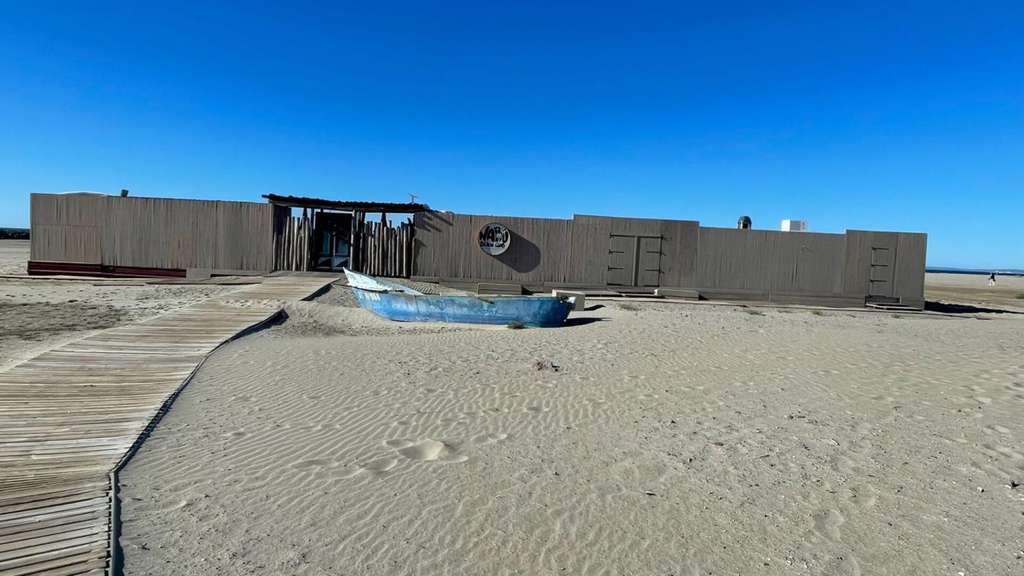 Vente restaurant paillote bar plage aménagée Agde