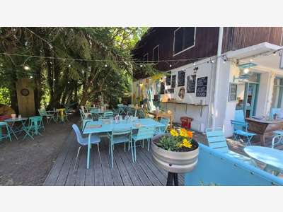 AV restaurant lic IV village touristique d'Isère