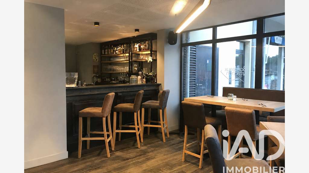 Cession bail restaurant 130m² Arcachon face gare