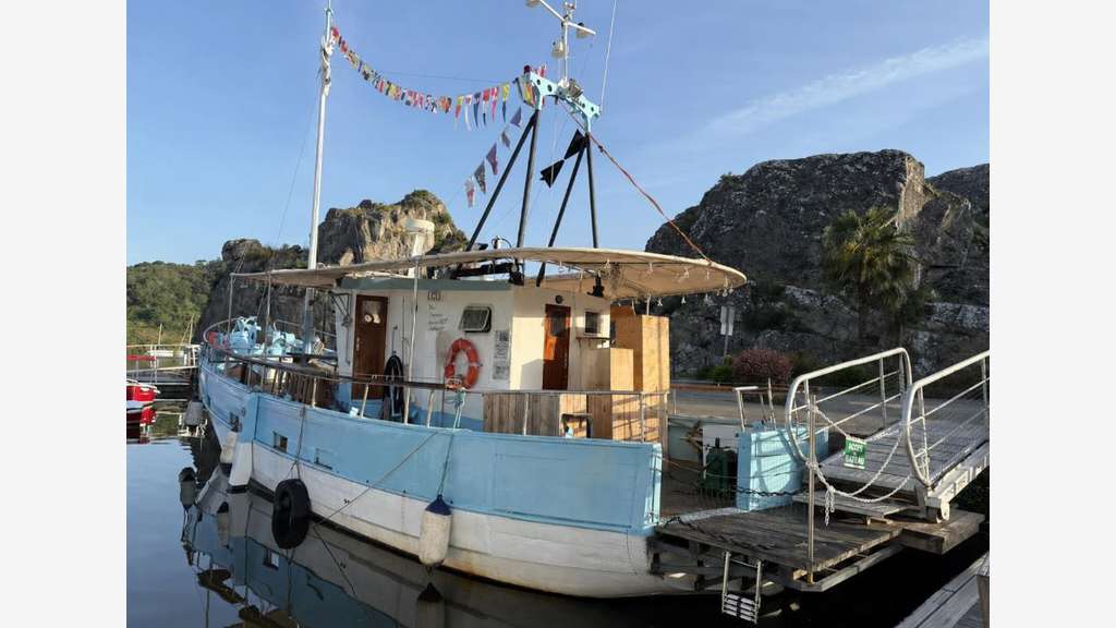 Vente bateau restaurant 47 couverts à Vannes